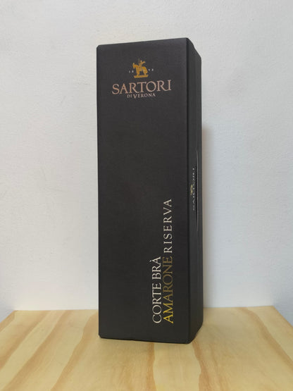 Corte Brà Amarone della Valpolicella Riserva 2017 (com box) – Veneto, Itália (750 ml)