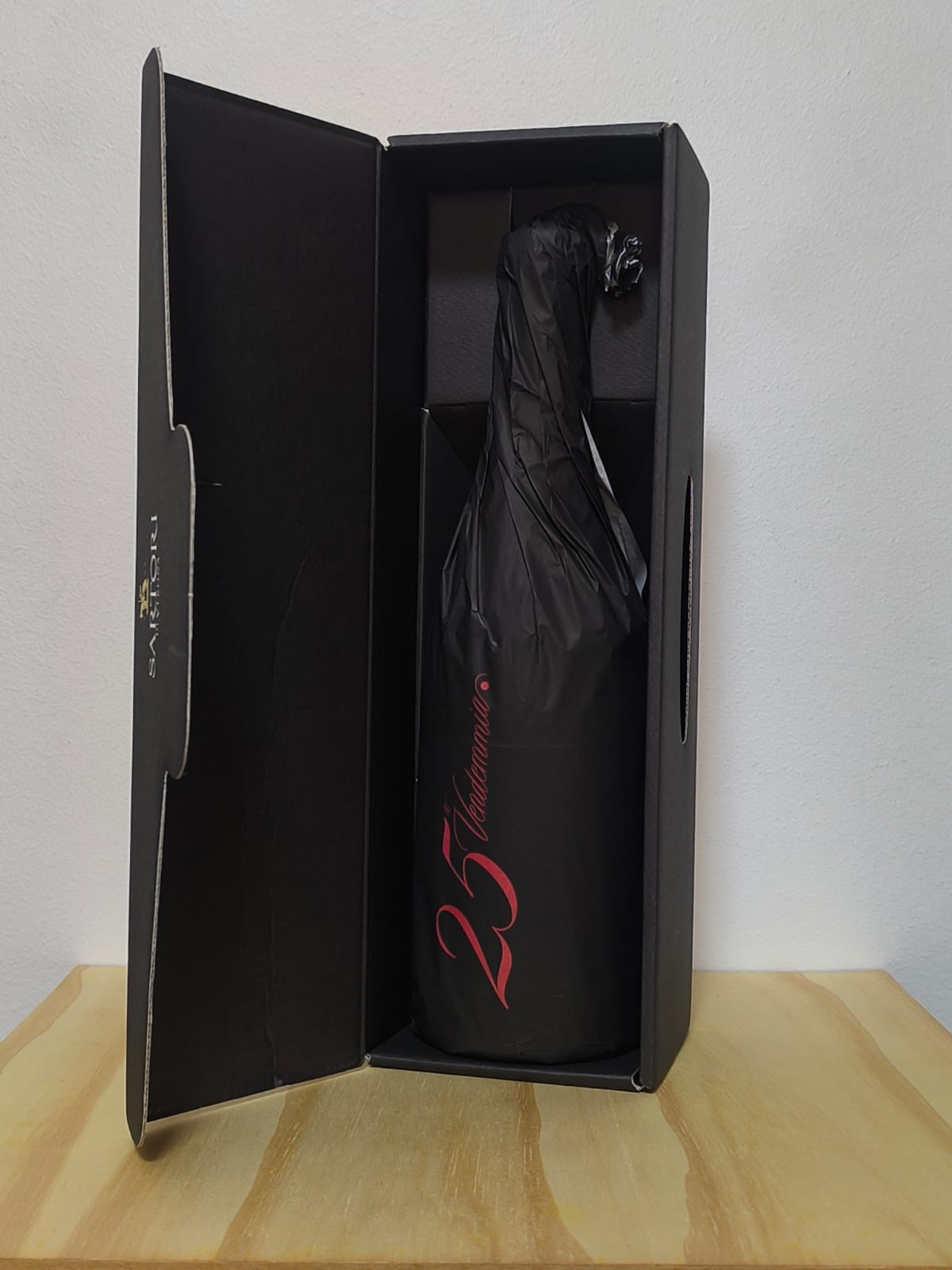 Corte Brà Amarone della Valpolicella Riserva 2017 (com box) – Veneto, Itália (750 ml)