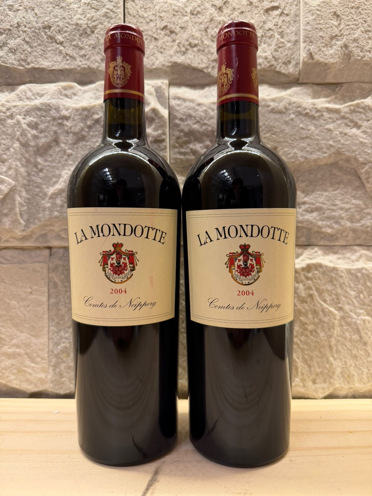 La Mondotte 2004