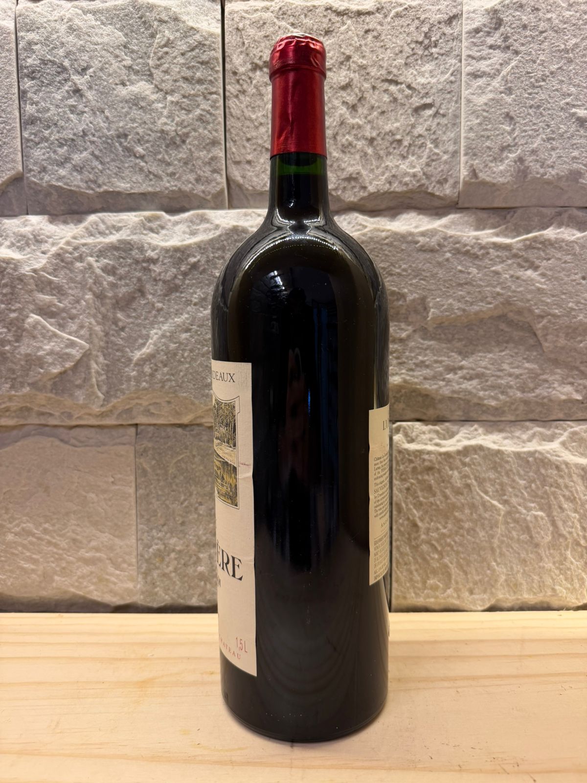 Chateau La Louviere 2000 Magnum 1.5L
